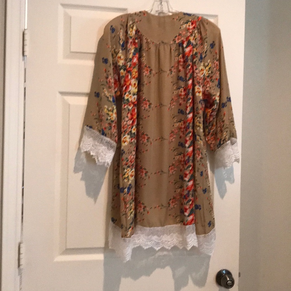 Cardigan - Picture 2 of 4